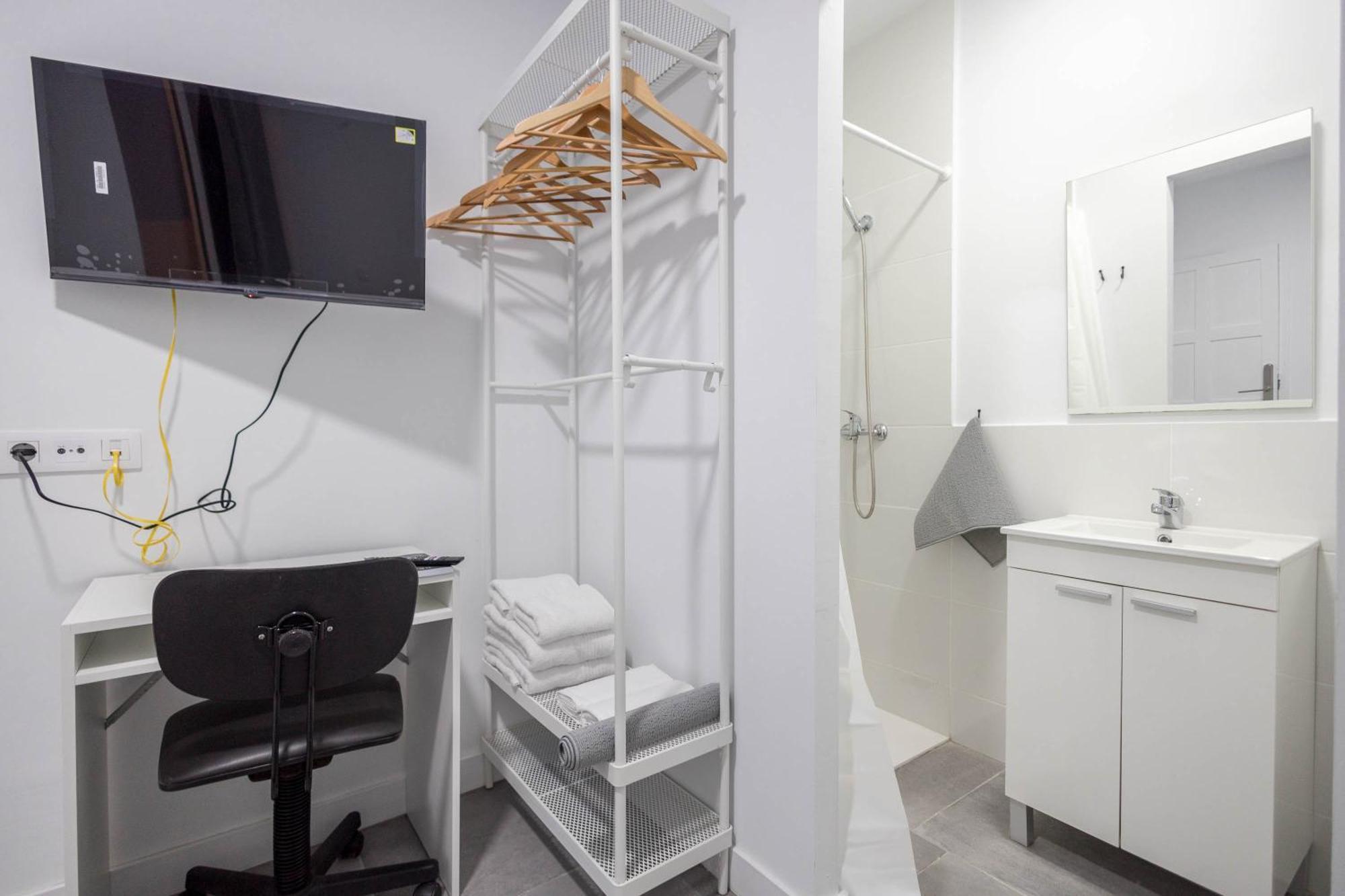 Coliving Mol-Terrace, En-Suite Bathroom, Fridge & Tv Las Palmas Exterior photo